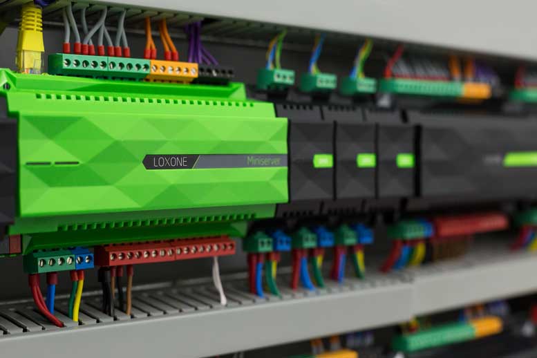 Loxone DIN Rail Rack